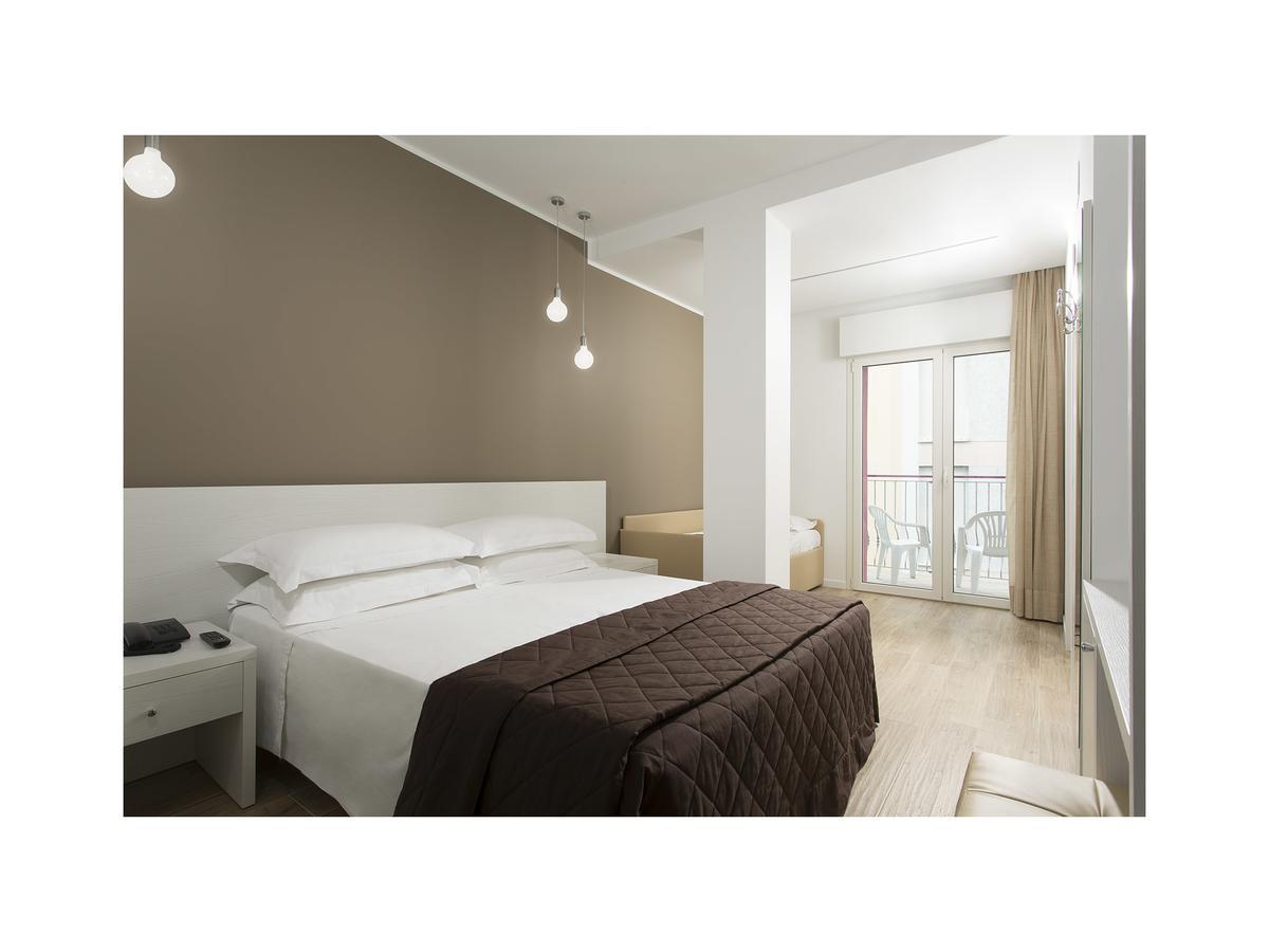 Hotel Gardenia Lido di Jesolo Exterior photo