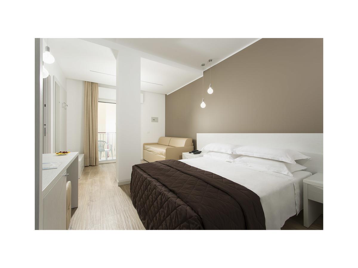 Hotel Gardenia Lido di Jesolo Exterior photo