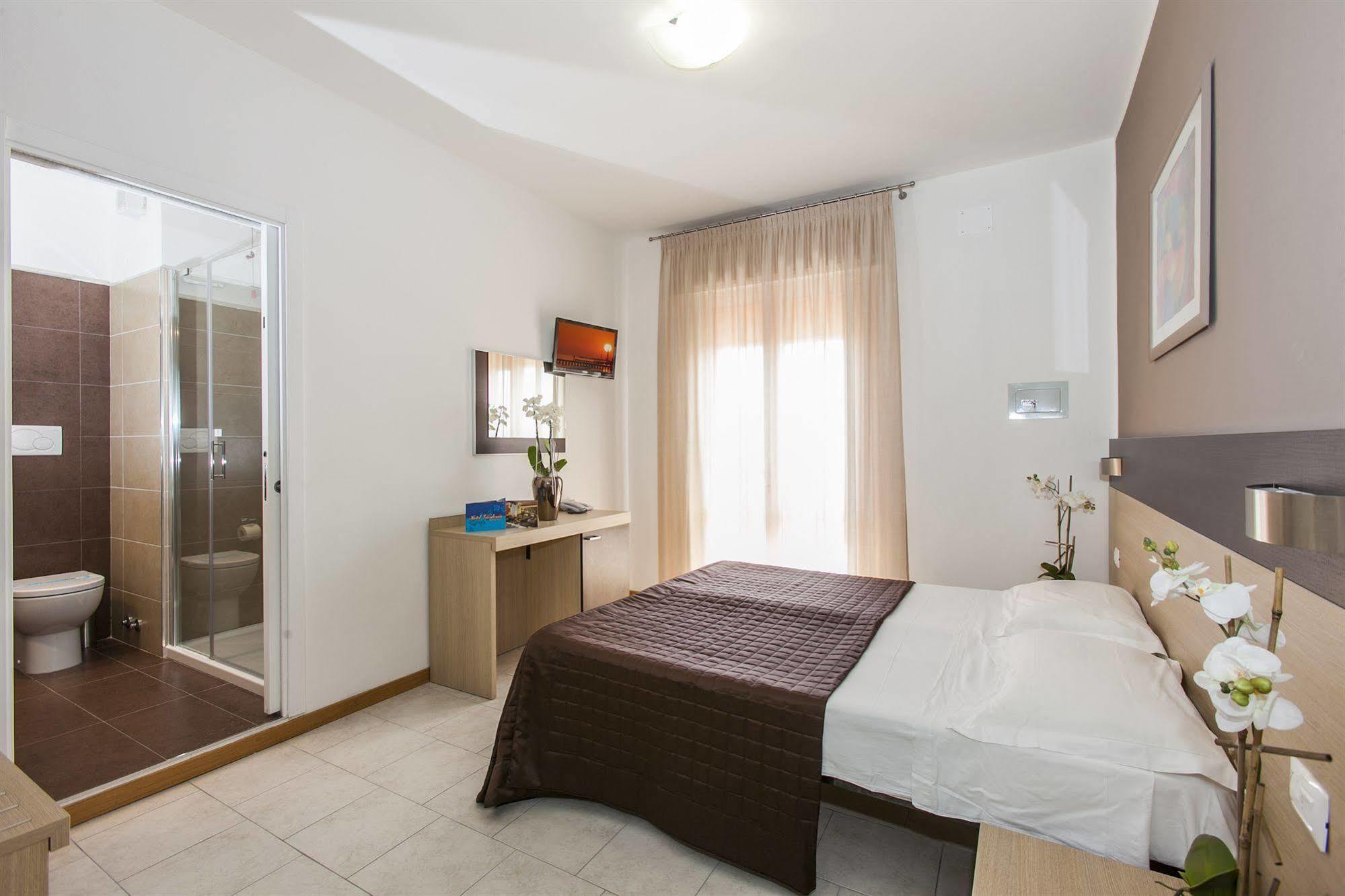 Hotel Gardenia Lido di Jesolo Exterior photo